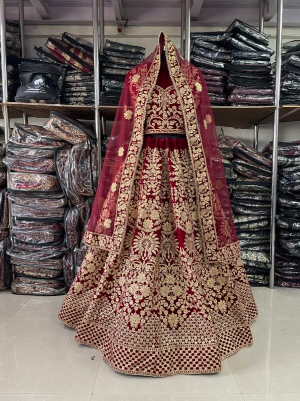 Bridal Lehenga For Classic Look - Image 4