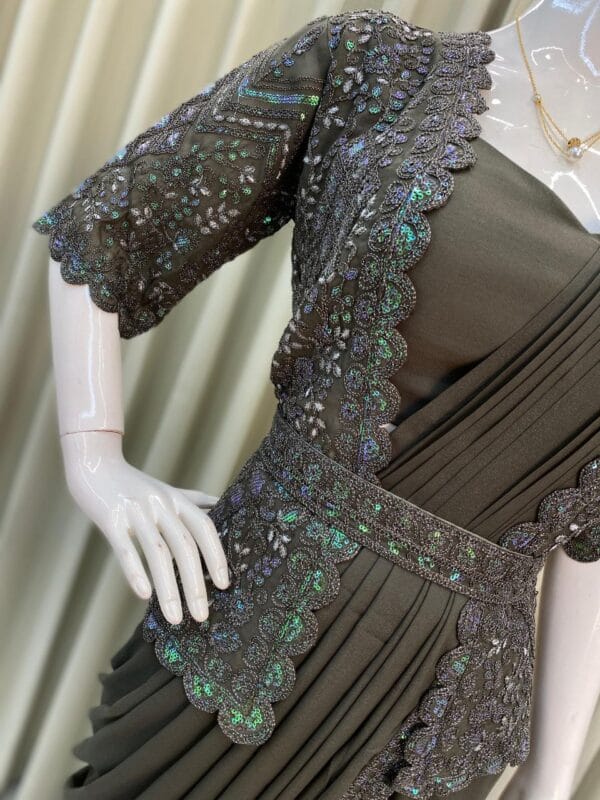 Ready - To - Wear - Trending Saree FREE SHIPPING ALL INDIA ENDING YEAR 2024 - Image 5